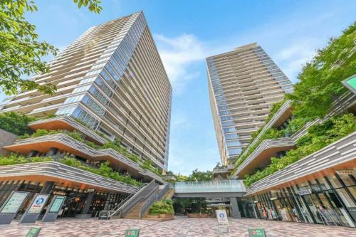 外観：イースト棟：左側