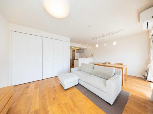 リビング・ダイニング：リビングに収納スペース有