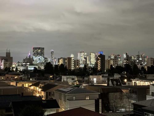 眺望：夜景 ズームあり(撮影年月：2026年10月)