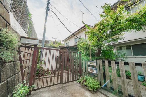 現地(古家あり)(撮影年月:2025年09月) 現地(古家あり)(撮影年月:2025年09月)