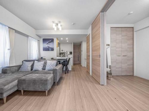 LDK：（右）洋室(撮影年月：2026年03月)