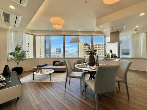 リビング・ダイニング：・家具・調度品は販売価格に含まれておりません