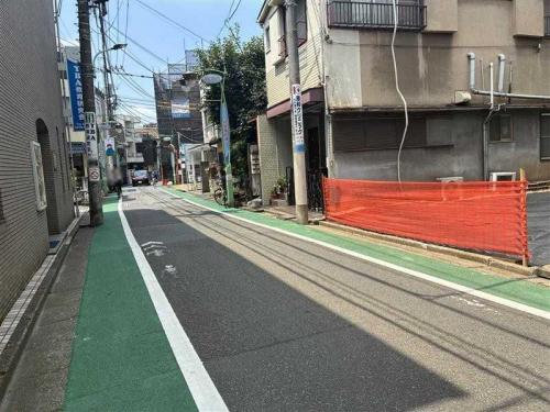 前面道路(撮影年月:2026年08月) 前面道路(撮影年月:2026年08月)