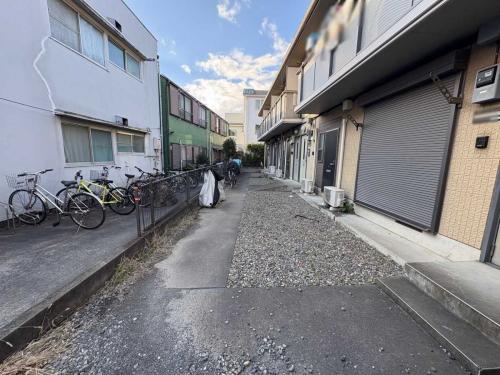 外観：対象不動産：右側