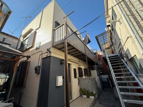 外観：連棟：右奥