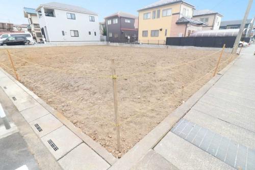 現地：全3区画／対象地手前側