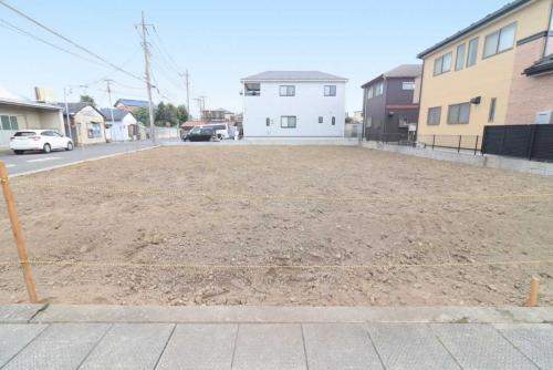 現地：全3区画／対象地手前側