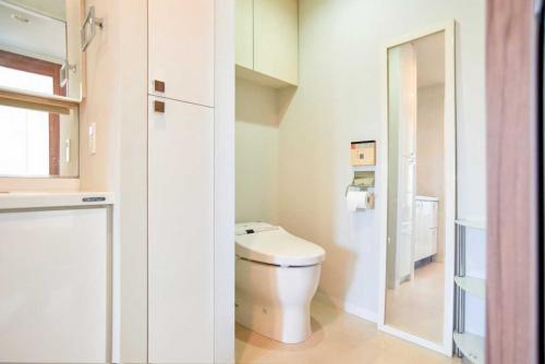 トイレ：家具調度品は価格に含まれません(撮影年月：2026年03月)