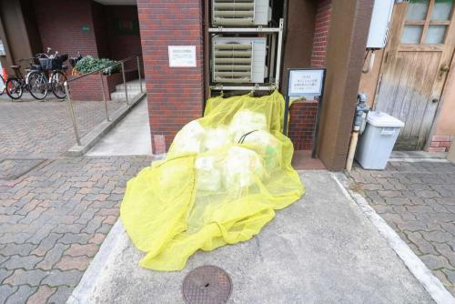 共用部：ゴミ置き場（撮影年月：2025年11月）