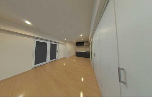 LDK：・CGで家具を消しています。