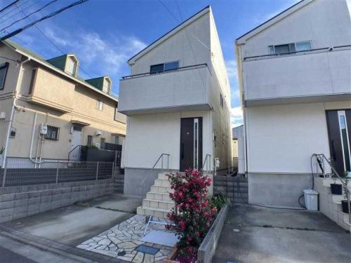 外観：写真中央(撮影年月：2026年01月)