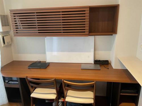 室内：造作デスク（リビングダイニング部分） （設置年月：2022年3月）