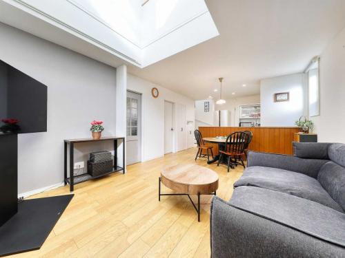 リビング・ダイニング（撮影年月：2025年11月）