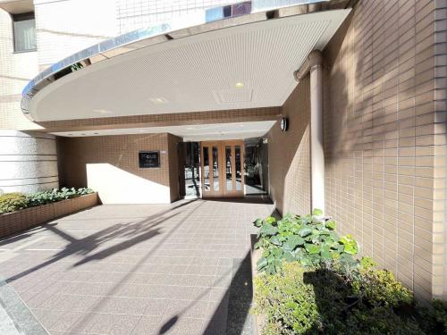 アプローチ（撮影年月：2025年12月）