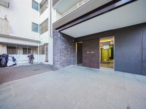 アプローチ(撮影年月：2025年12月)