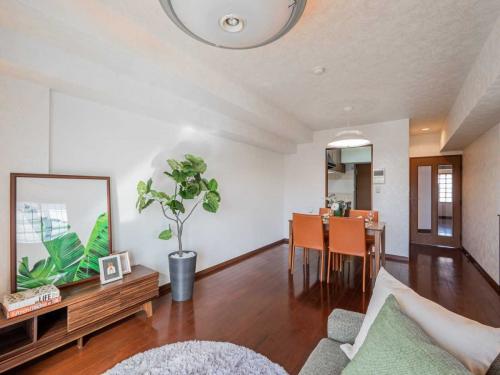 リビング・ダイニング：・家具・調度品は販売価格に含まれておりません