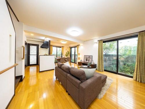 リビング・ダイニング：・家具・調度品は販売価格に含まれておりません