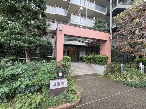 エントランス（撮影年月：2025年11月）