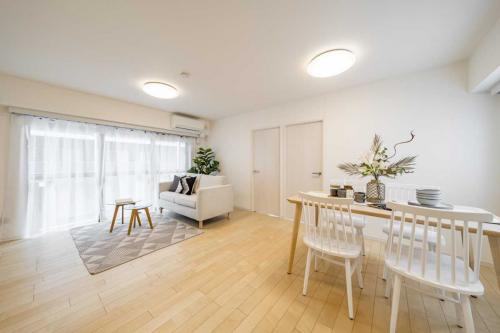 リビング・ダイニング：・家具・調度品等は本体価格に含まれません。