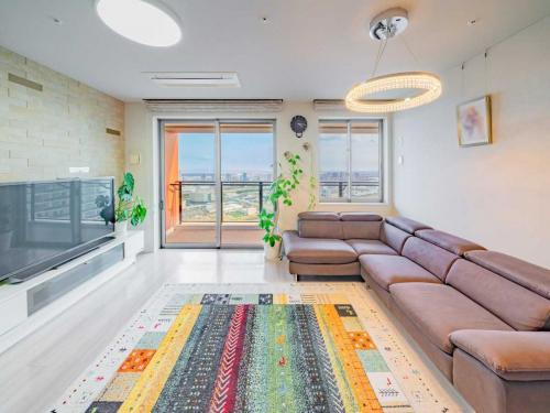 リビング：昼景