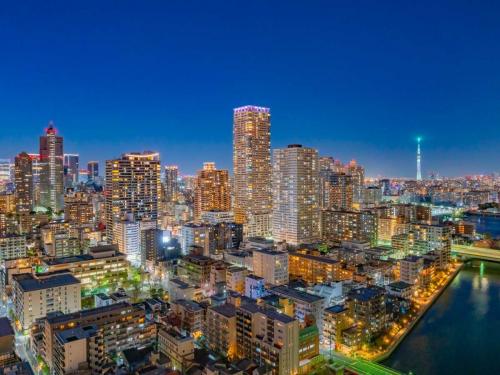 眺望：東京のランドマークを、日常の窓辺に（ズームなし）