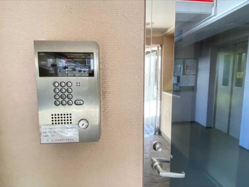 エントランス：オートロック