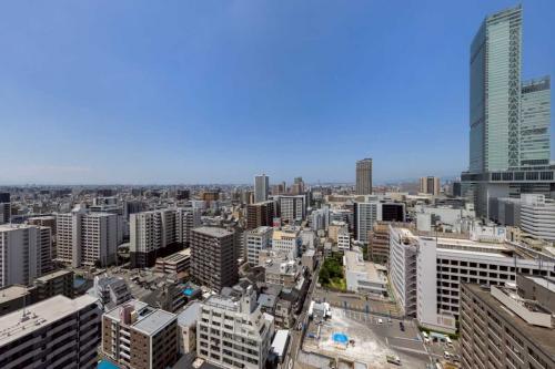 眺望：サービスバルコニーから（西方向）(撮影年月：2026年07月)