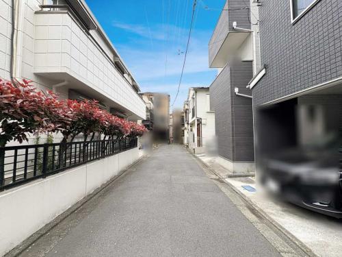 前面道路(撮影年月：2026年04月)