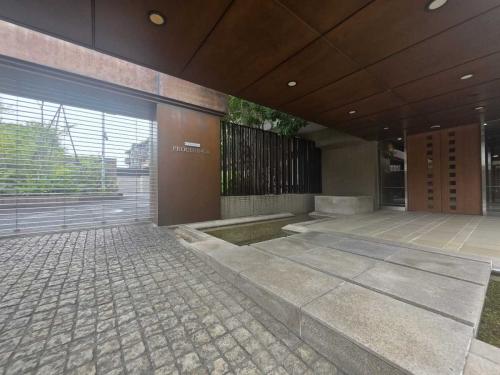 エントランス（撮影年月：2025年10月）