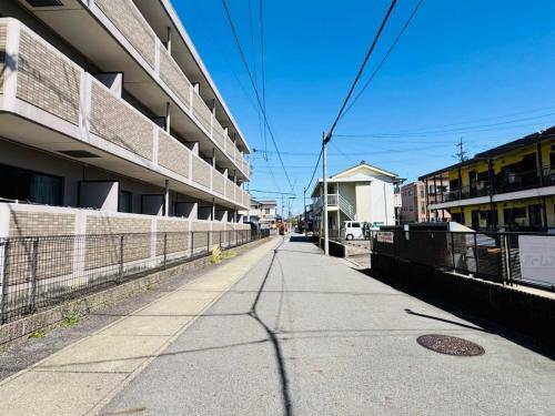 前面道路：南側道路(撮影年月：2026年04月)