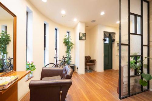 店舗（1階 美容室）(撮影年月：2026年02月)