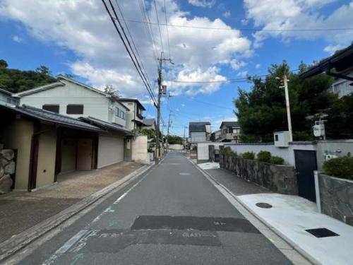 前面道路(撮影年月：2026年07月)