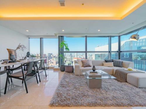 リビング・ダイニング：・家具・調度品等は販売価格に含まれておりません