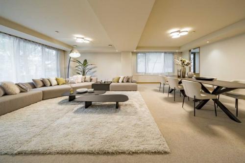 リビング・ダイニング：・家具・調度品は販売価格に含まれておりません