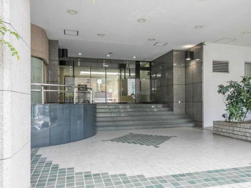 エントランス：マンションエントランス