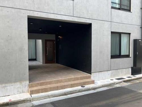 エントランス（撮影年月：2025年09月）