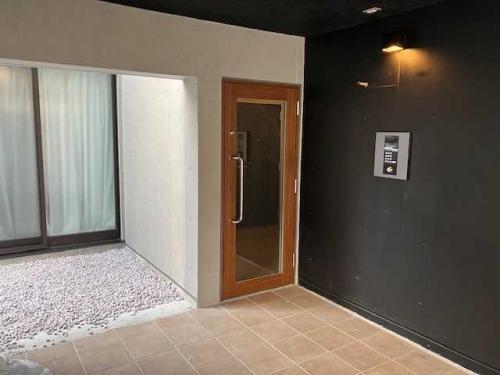 エントランス（撮影年月：2025年09月）