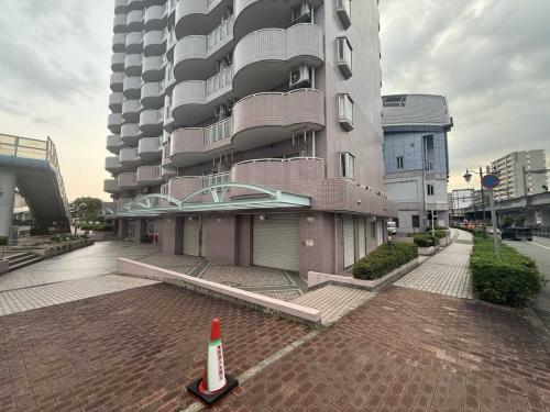 アプローチ（撮影年月：2025年08月）