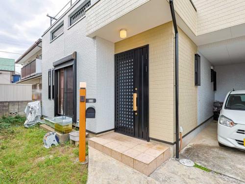 玄関（撮影年月：2025年10月）