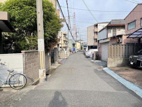 前面道路含む現地写真 前面道路含む現地写真