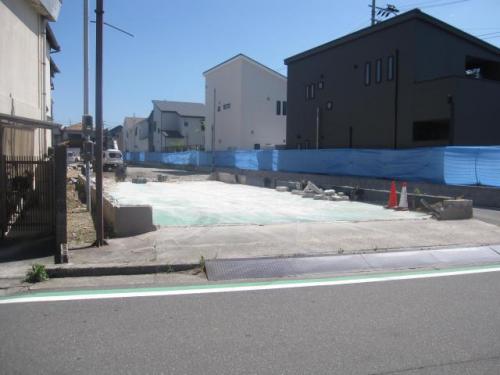 前面道路含む現地写真 前面道路含む現地写真