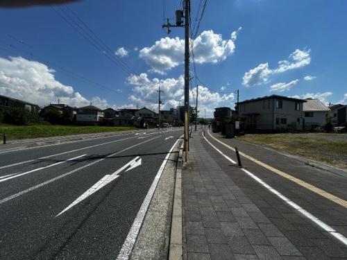 前面道路含む現地写真 前面道路含む現地写真
