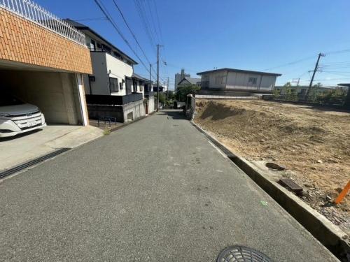 前面道路含む現地写真 前面道路含む現地写真