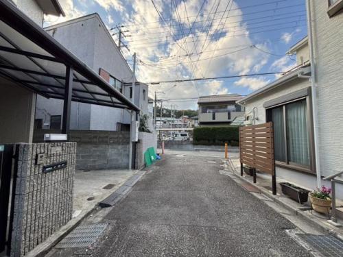 前面道路含む現地写真