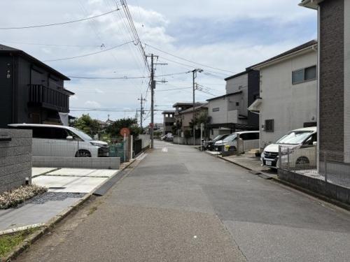 前面道路含む現地写真 前面道路含む現地写真