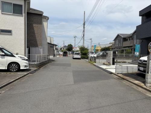 前面道路含む現地写真 前面道路含む現地写真