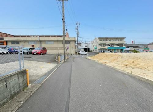前面道路含む現地写真 前面道路含む現地写真
