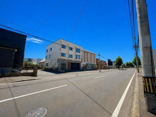 前面道路含む現地写真 前面道路含む現地写真