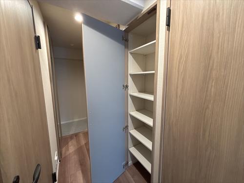 廊下（収納）