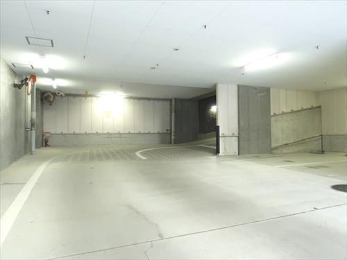 共用部＿駐車場